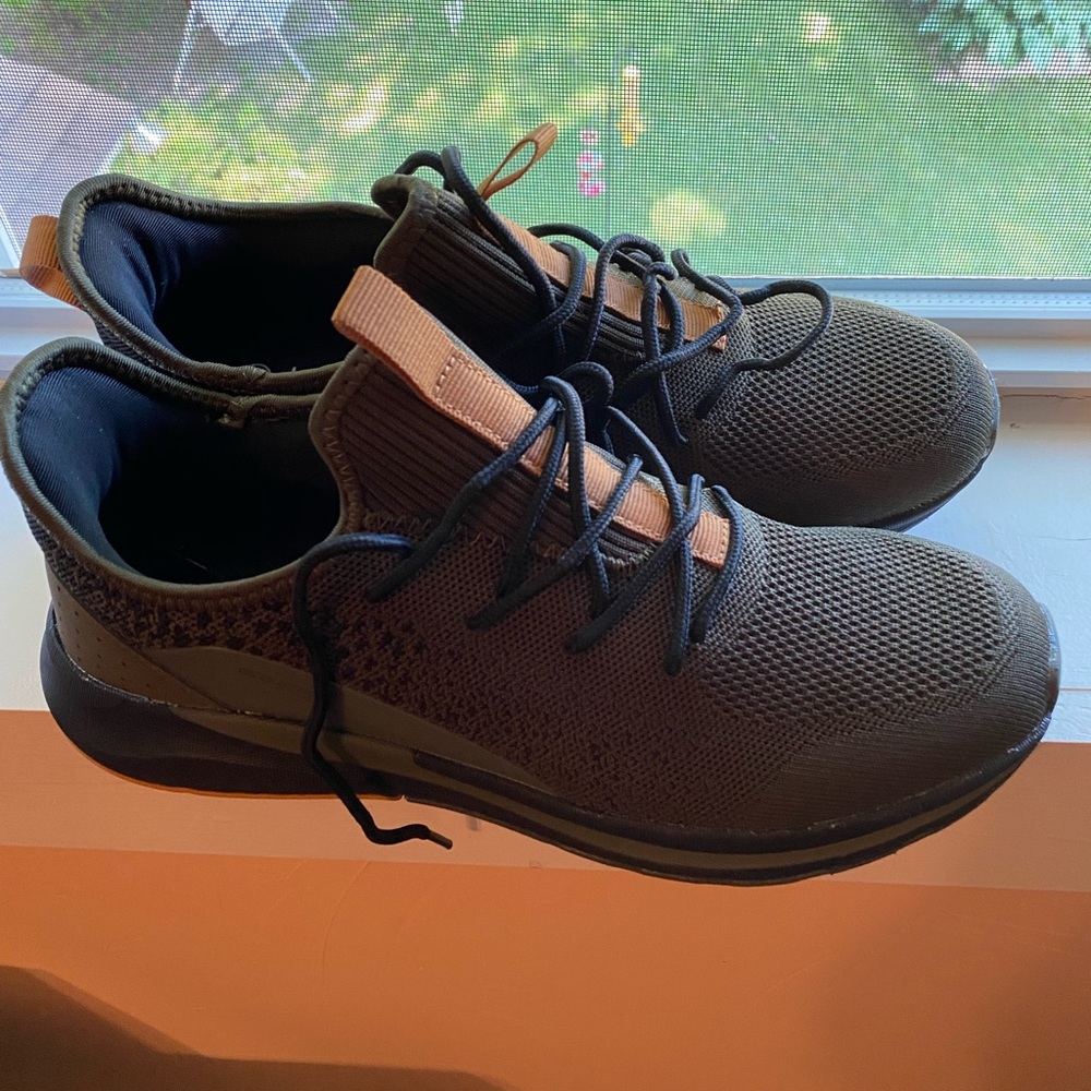 Mens athletic shoes, never worn perfect condition! Very dark olive